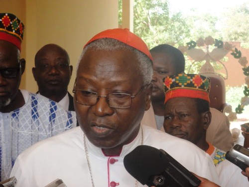 Le-cardinal-Philippe-Ouedraogo-au-sortir-des-échanges-avec-le-président-de-la-CENI.-©Burkina24