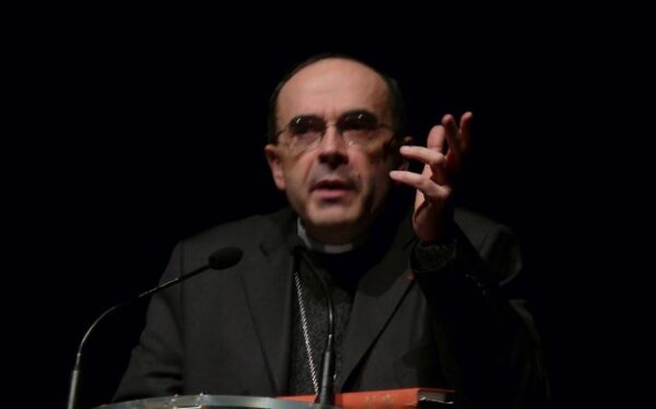 Condamné par la justice, le cardinal Barbarin remettra sa démission au pape